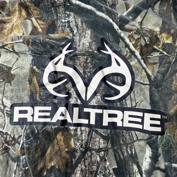 Realtree Men's Hunting Camouflage Short sleeve T-Shirt XL - Picture 2 of 7